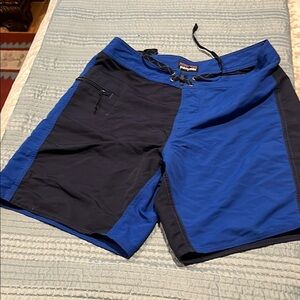 Patagonia Men's Two-Tone Blue and Black Board Shorts